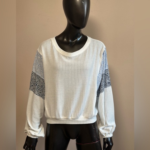 #0274 IIvy May Women’s Color Block Open Knit Sweater Small - Picture 1 of 4
